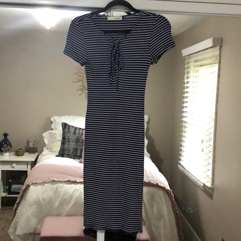 Sans Souci midi dress